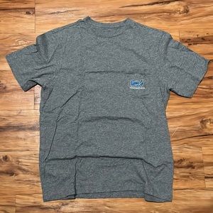 Mens vineyard vines t shirt